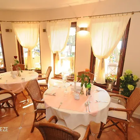 Przy Plaży Nocleg ze śniadaniem 3*