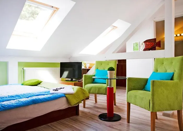 Przy Plaży Pogorzelica (Gmina Rewal)